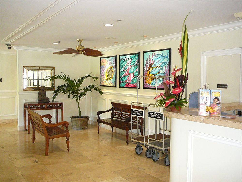 Castle At Waikiki Grand Hotel Honolulu Exterior photo
